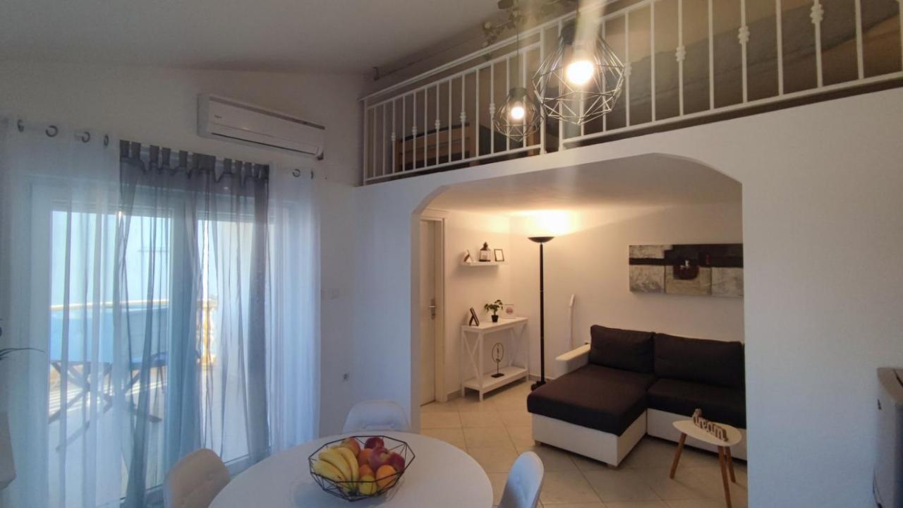 Apartman Lino Медулин Екстериор снимка
